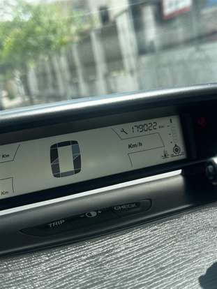 CITROËN-C4-2010