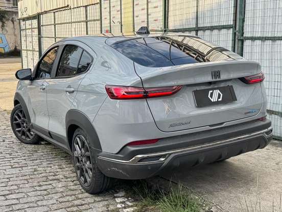 FIAT-FASTBACK-2025