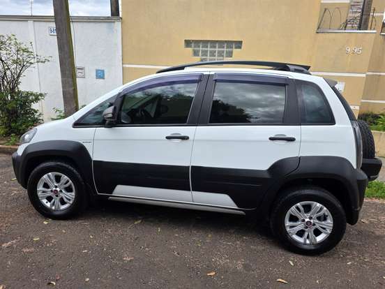 FIAT-IDEA-1.8 MPI ADVENTURE 16V FLEX 4P AUTOMATIZADO FIAT-IDEA-2014
