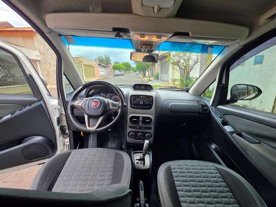 FIAT-IDEA-1.8 MPI ADVENTURE 16V FLEX 4P AUTOMATIZADO FIAT-IDEA-2014