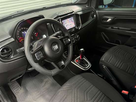 FIAT-STRADA-2023