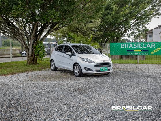 FORD FIESTA 1.6 SE HATCH 16V FLEX 4P POWERSHIFT