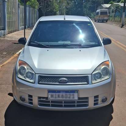 FORD-FIESTA-2008