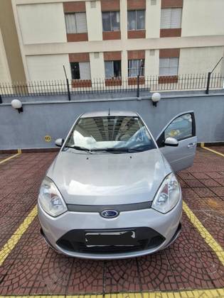 FORD FIESTA 1.6 ROCAM SE 8V FLEX 4P MANUAL