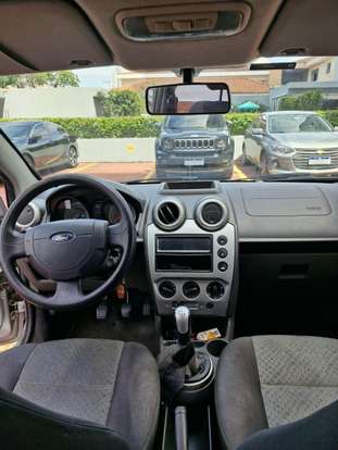 FORD-FIESTA-2014