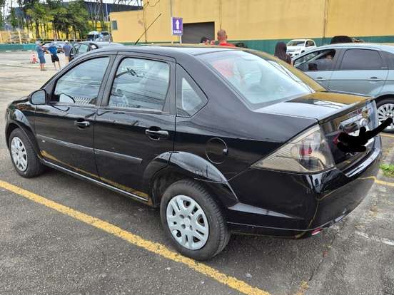 FORD-FIESTA-1.6 ROCAM SE SEDAN 8V FLEX 4P MANUAL FORD-FIESTA-2014