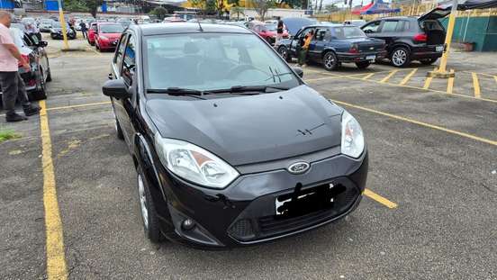 FORD-FIESTA-2014