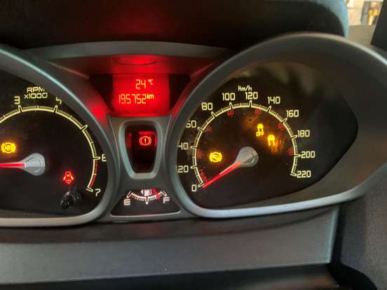 FORD-FIESTA-2012