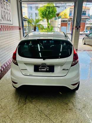 FORD-FIESTA-2013