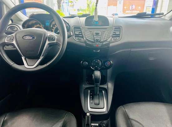 FORD-FIESTA-2013
