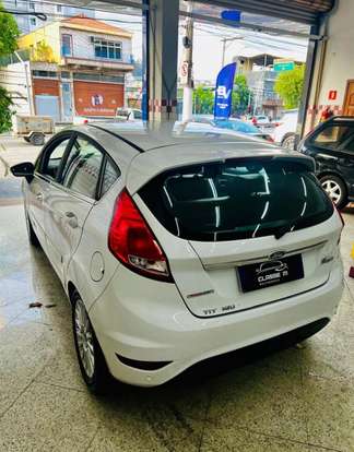FORD-FIESTA-2013
