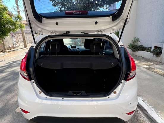 FORD-FIESTA-1.6 SE HATCH 16V FLEX 4P MANUAL FORD-FIESTA-2015