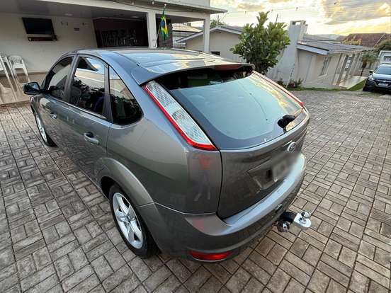 FORD-FOCUS-2.0 GLX 16V FLEX 4P AUTOMÁTICO FORD-FOCUS-2012