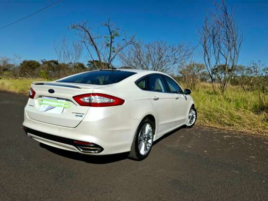 FORD-FUSION-2016