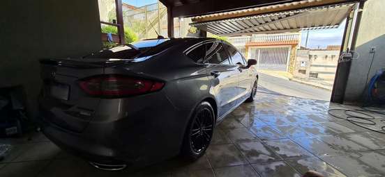 FORD-FUSION-2014