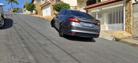 FORD-FUSION-2014