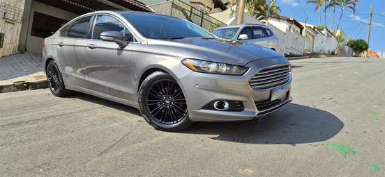 FORD-FUSION-2014