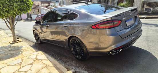 FORD-FUSION-2014