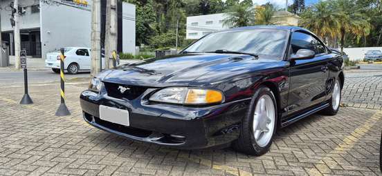 FORD-MUSTANG-1995