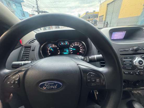 FORD-RANGER-2013