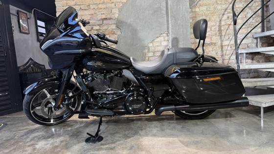 HARLEY-DAVIDSON STREET GLIDE 