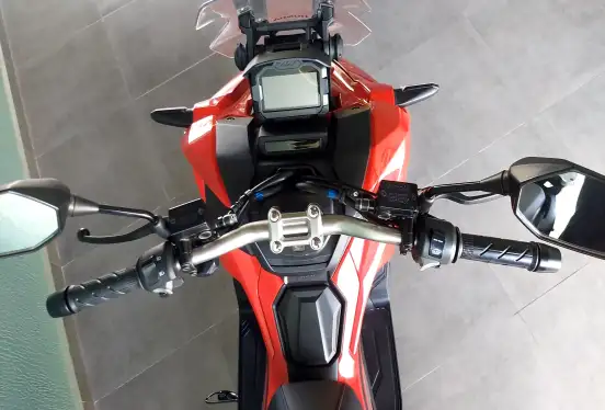 HONDA-ADV-2023