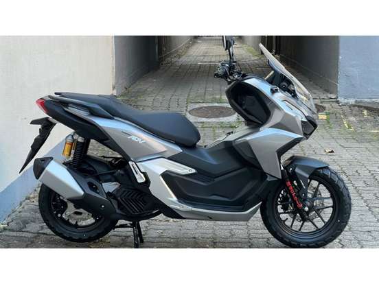 HONDA-ADV 160-2026
