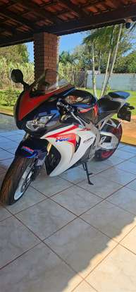 HONDA-CBR 1000RR FIREBLADE-2011