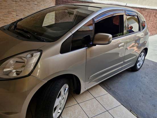 HONDA-FIT-1.4 LX 16V FLEX 4P MANUAL HONDA-FIT-2010