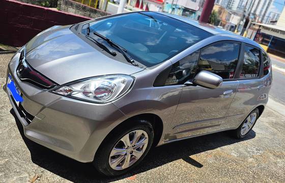 HONDA FIT 1.4 LX 16V FLEX 4P AUTOMÁTICO