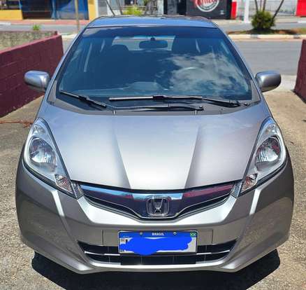 HONDA-FIT-2012