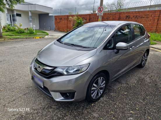 HONDA-FIT-2015