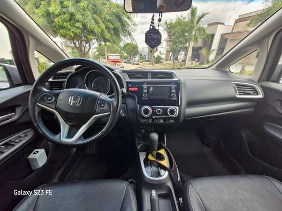 HONDA-FIT-2015