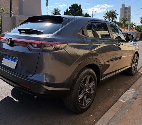 HONDA-HR-V-2023