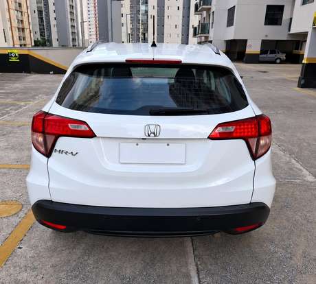 HONDA-HR-V-2015