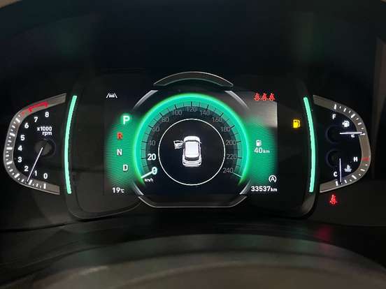 HYUNDAI-CRETA-2.0 FLEX ULTIMATE AUTOMÁTICO HYUNDAI-CRETA-2023