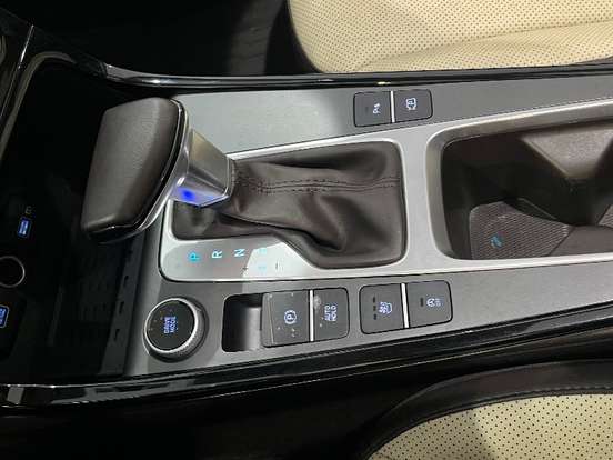 HYUNDAI-CRETA-2.0 FLEX ULTIMATE AUTOMÁTICO HYUNDAI-CRETA-2023