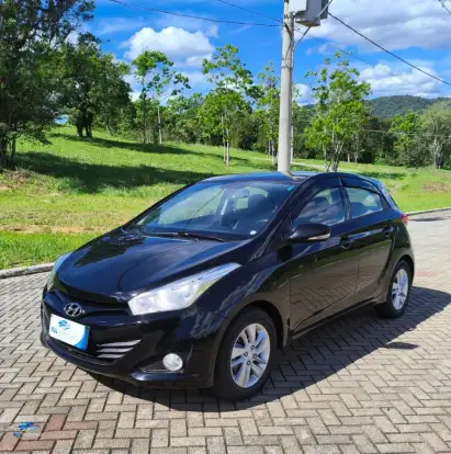 HYUNDAI-HB20-1.6 PREMIUM 16V FLEX 4P MANUAL HYUNDAI-HB20-2013