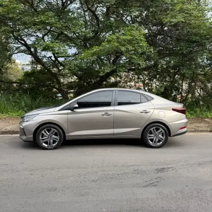 HYUNDAI-HB20S-2024