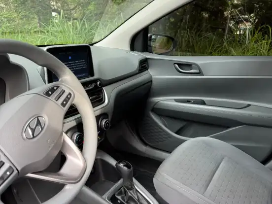 HYUNDAI-HB20S-1.0 TGDI FLEX COMFORT PLUS AUTOMÁTICO HYUNDAI-HB20S-2024