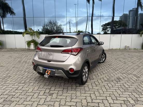 HYUNDAI-HB20X-1.6 16V STYLE FLEX 4P AUTOMÁTICO HYUNDAI-HB20X-2016