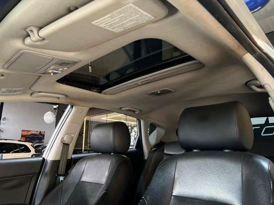 HYUNDAI-I30-2.0 MPFI GLS 16V GASOLINA 4P AUTOMÁTICO HYUNDAI-I30-2011