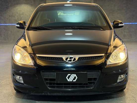 HYUNDAI-I30-2.0 MPI 16V GASOLINA 4P AUTOMÁTICO HYUNDAI-I30-2010