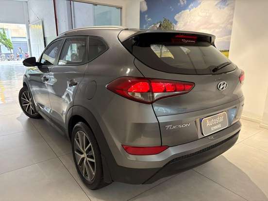 HYUNDAI-TUCSON-2018