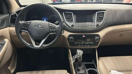 HYUNDAI-TUCSON-2021