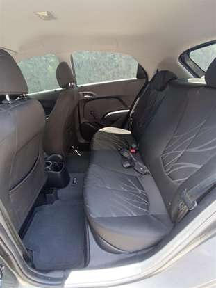 HYUNDAI-HB20-2012