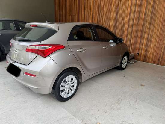 HYUNDAI-HB20-2017