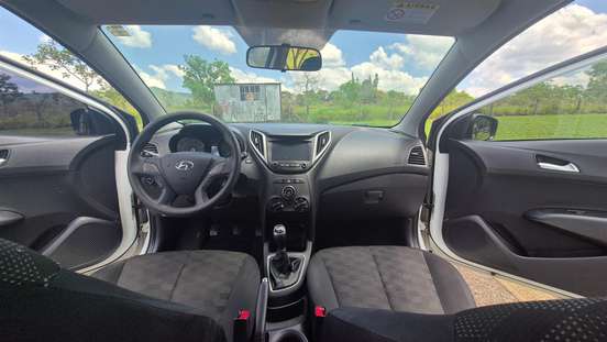 HYUNDAI-HB20-2019
