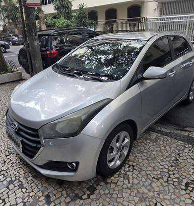 HYUNDAI-HB20-2015