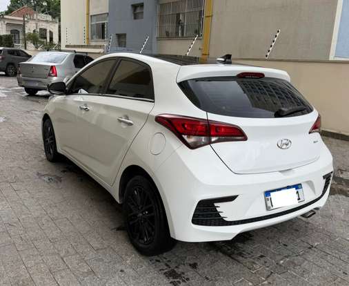 HYUNDAI-HB20-1.6 R SPEC 16V FLEX 4P AUTOMÁTICO HYUNDAI-HB20-2018